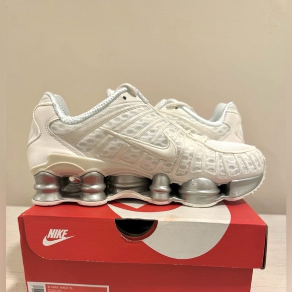 Nike 🔥 Shox TL Triple Sail White AR3566 103 Running Shoes Women’s Size 6 7 9.5 - Picture 13 of 16
